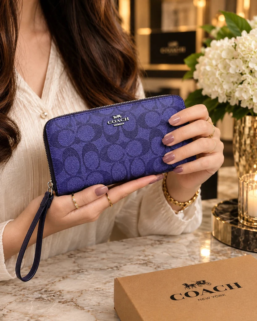 Coach Signature Zip Around Wallet Purple Wristlet Leather Women's Clutch